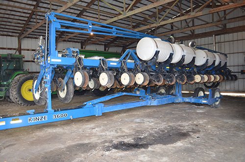 Property photo 10 - FARM EQUIPMENT AUCTION